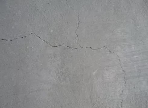 室内墙地面开裂怎么处理?使用哪种防水材料? 防水材料,防水涂料厂家,堵漏王,朗凯奇