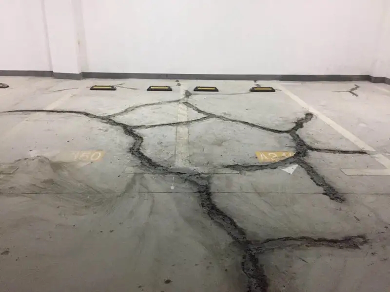 地下室防水,地下室渗漏水原因,朗凯奇防水施工,防水堵漏方案措施,朗凯奇,防水材料,结构自防水