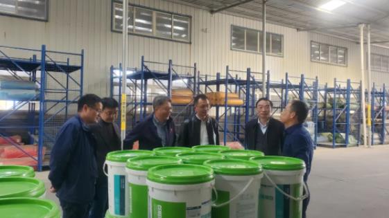 安徽建筑大学党委书记孙道胜一行领导莅临朗凯奇参观并指导工作 自愈合防水系统